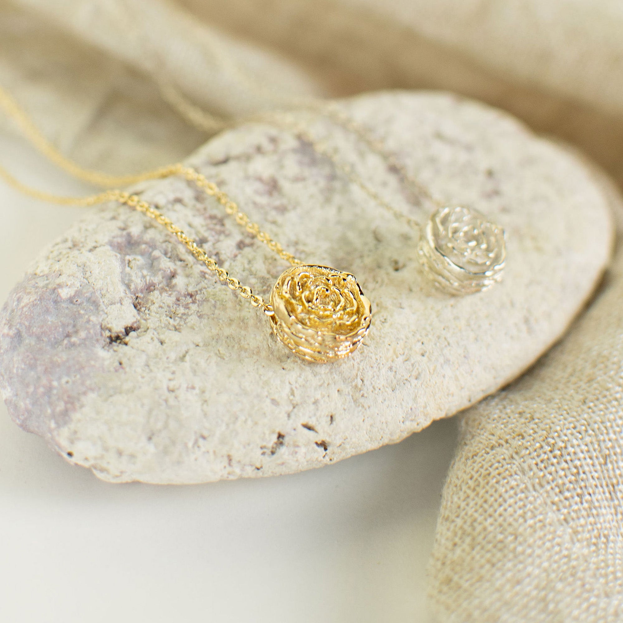 Collar Cempasúchil Dorado