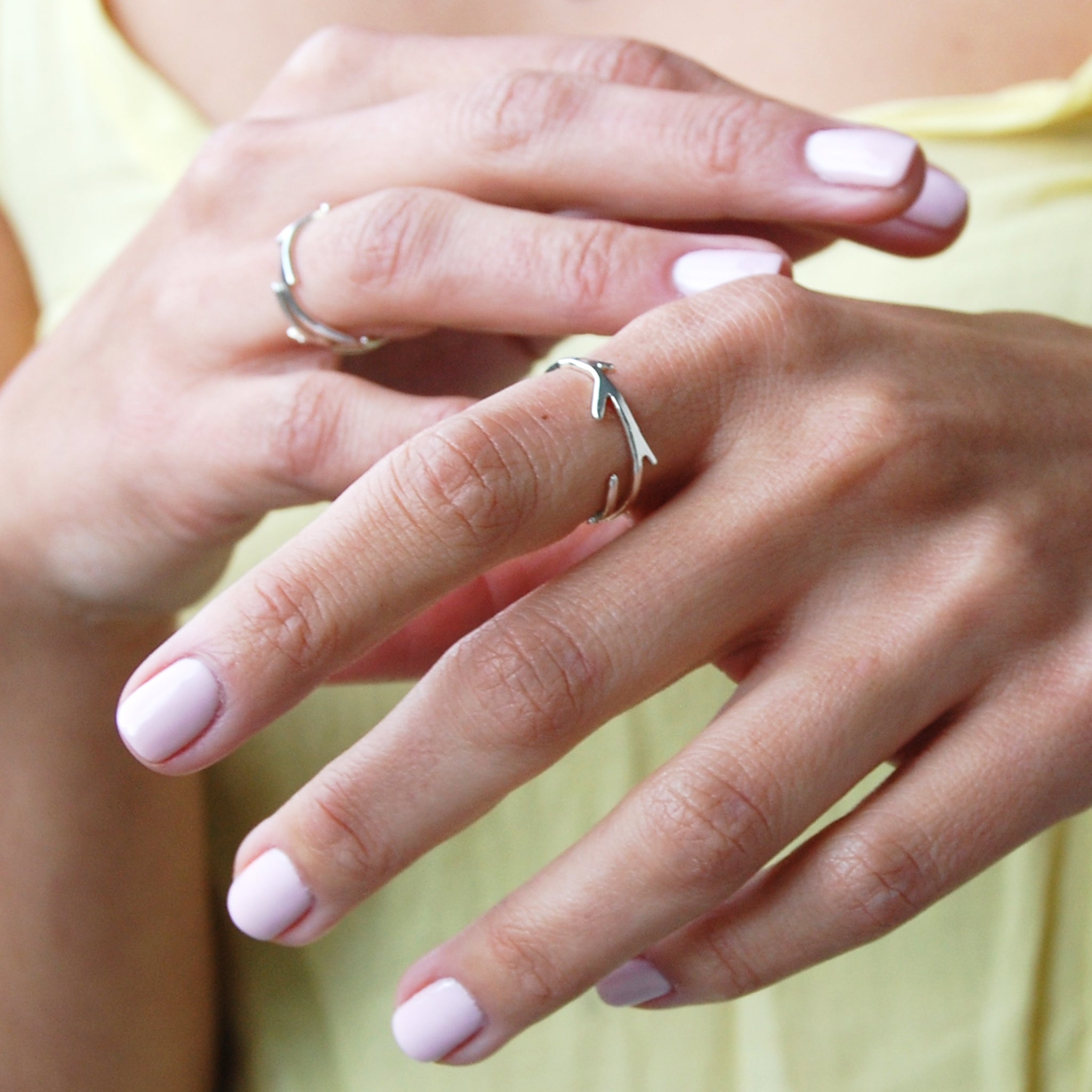 Anillo de plata .925 con forma de rama