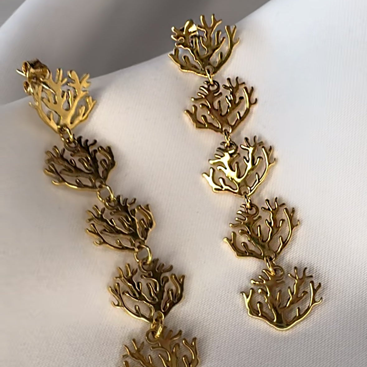 Pendientes Fiesta Dorados Corales