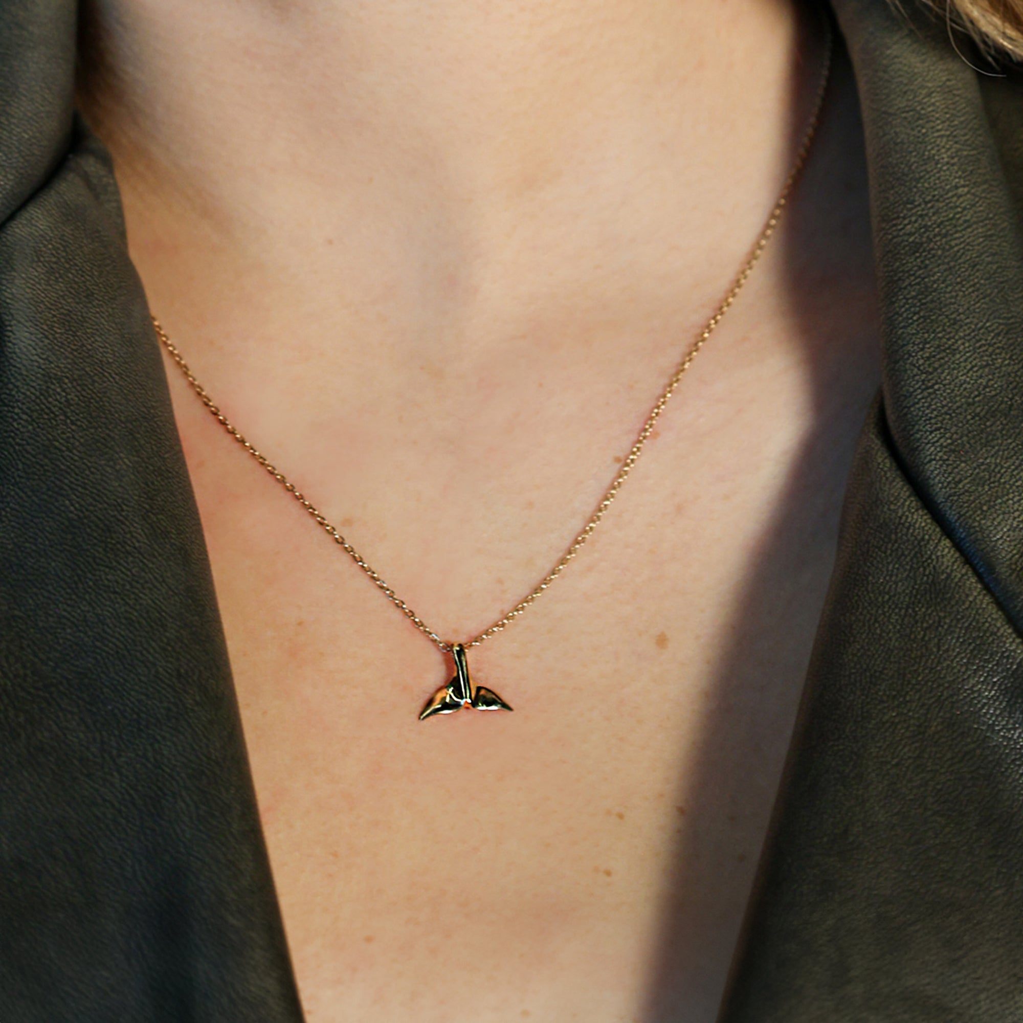 Collar Vaquita Marina Dorado