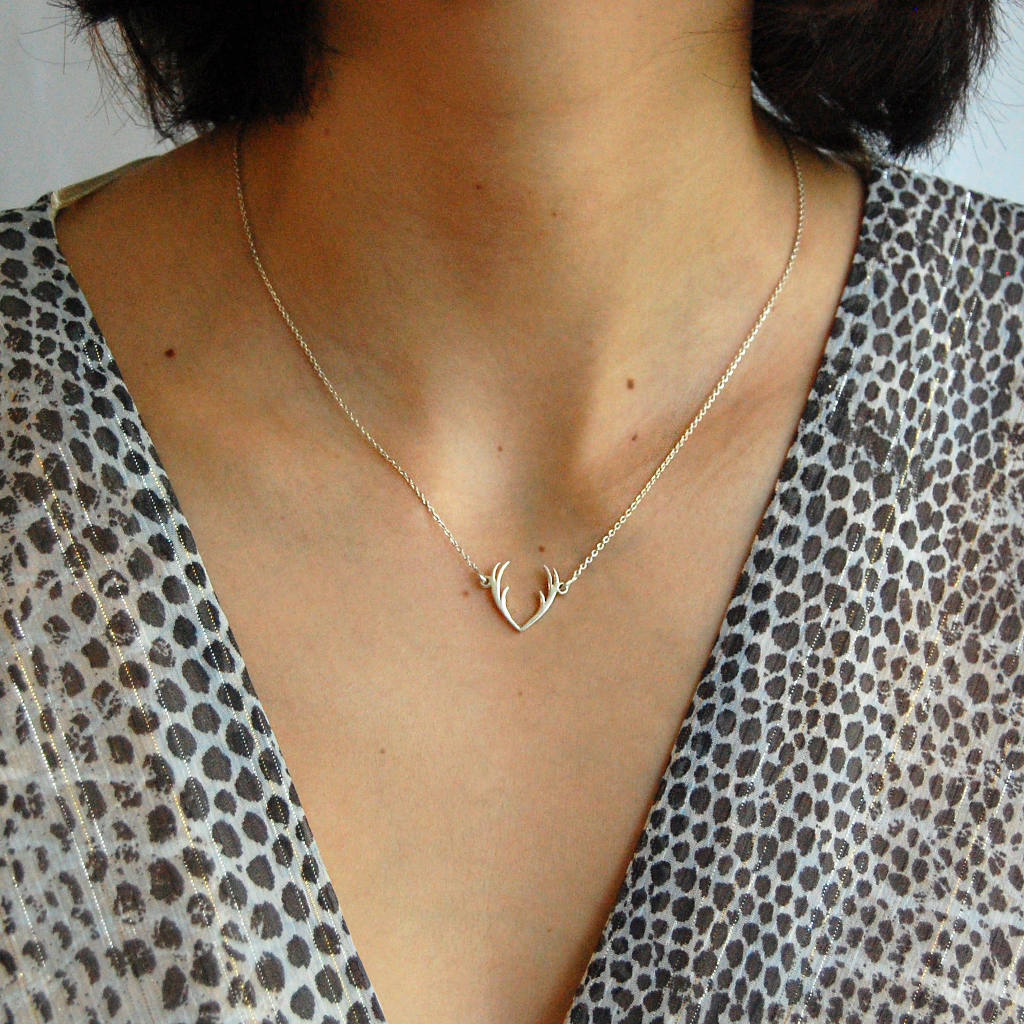 Collar Venado Plata